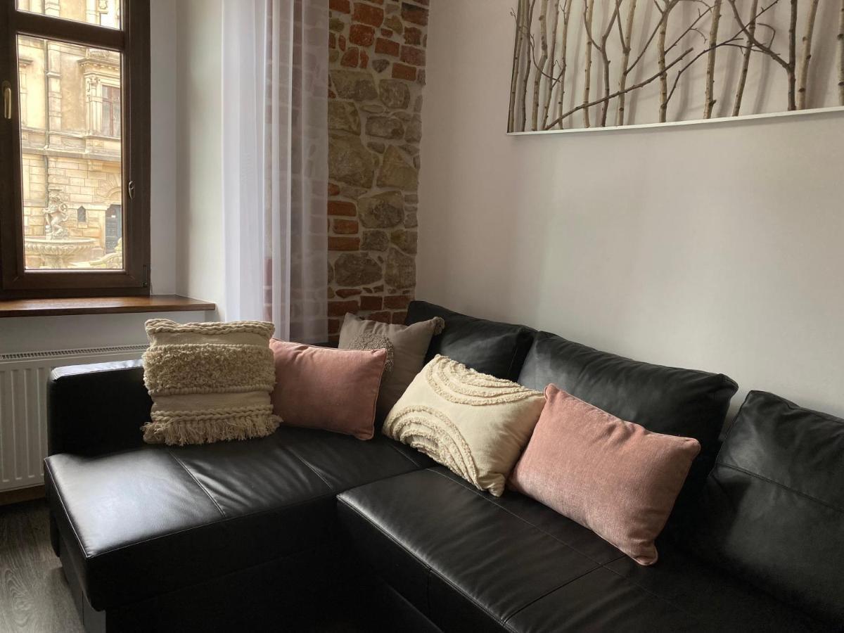 Apartament Przy Ratuszu Klodzko Exterior photo